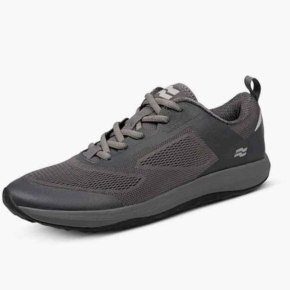 Runners Strike Mvmnt Vimana Carbon Runner, Men's US11, Like New - Picture 6 of 8